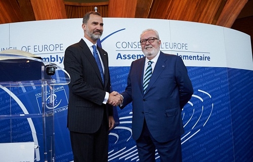 Agramunt mantiene su silencio y tomará una decisión la próxima semana