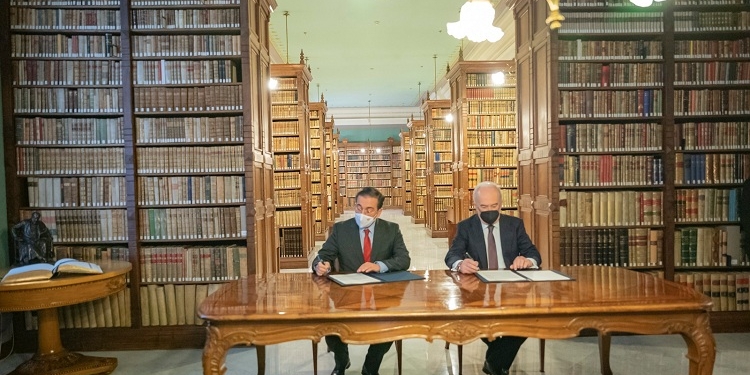 Exteriores y la RAE firman un convenio de becas para las 22 Academias de la Lengua en el mundo