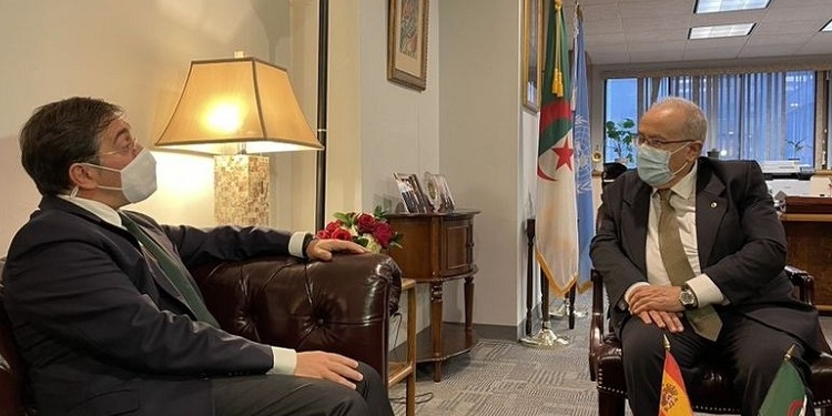 Albares viaja a Argelia para garantizar el suministro de gas tras la ruptura de Argel con Rabat