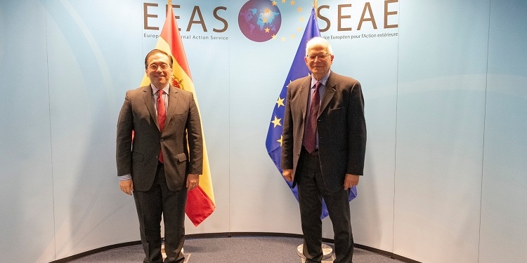 Borrell y Stoltenberg reciben a Albares en Bruselas y ofrecen el “diálogo” a Lavrov