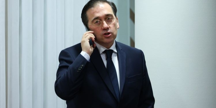 Albares anuncia ante sus homólogos de la UE el envío de 163 equipos de alta tensión a Ucrania