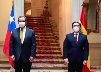 Albares y su homólogo chileno preparan el próximo viaje de Piñera a España