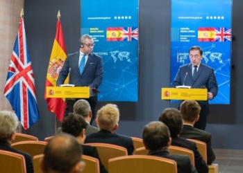 Albares y Cleverly anuncian “avances claros” pero no ponen fecha al acuerdo sobre Gibraltar