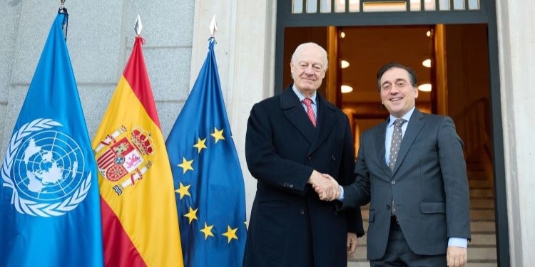 Albares recibe a De Mistura pocos días después de retomar en Rabat el idilio con Marruecos