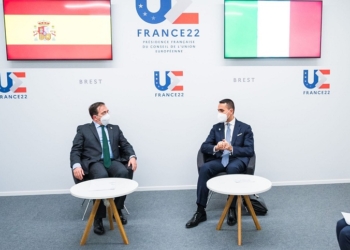 Albares y Di Maio abordan la creación de un foro de inversiones hispano-italiano