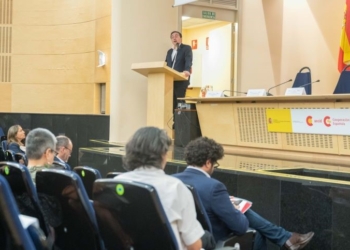 Exteriores promete “dignificar” la profesión de cooperante para hacerla “más atractiva”