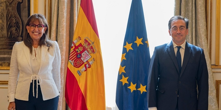 El ministro de Exteriores agradece a Grynspan su “impulso a la cooperación en Iberoamérica”