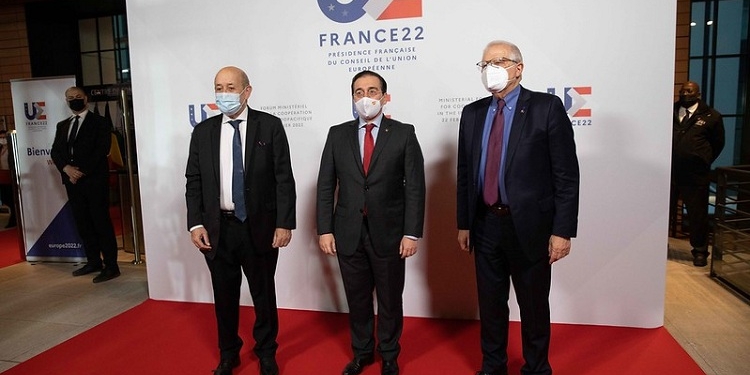 Los ministros de Exteriores de la UE se comprometen a reforzar lazos con el Indo-Pacífico