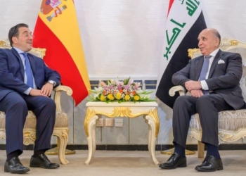 Albares asegura que las tropas españolas se irán de Irak “cuando Bagdad lo considere conveniente”