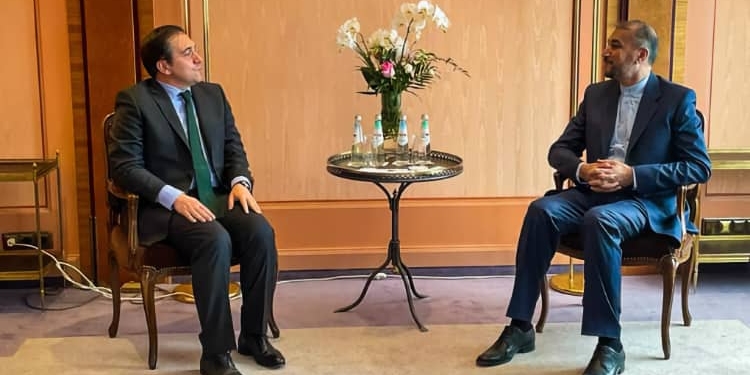 Los ministros de Exteriores de España e Irán.