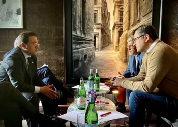 Albares reitera el apoyo a Ucrania y al ingreso de Finlandia y Suecia en la OTAN