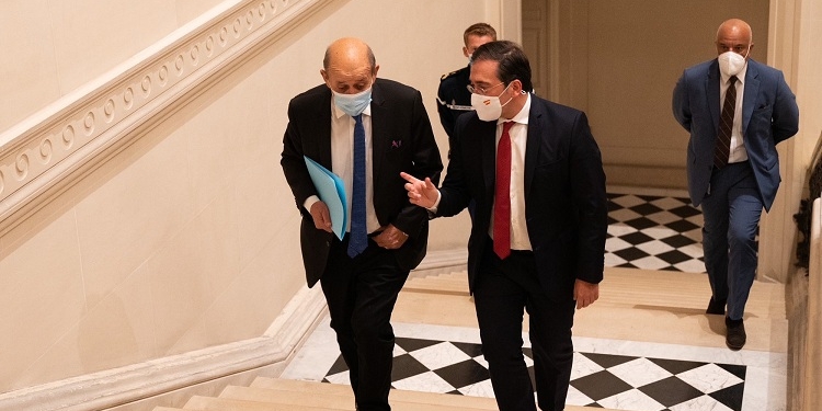 España busca el apoyo de Francia a su propuesta para un mercado energético europeo