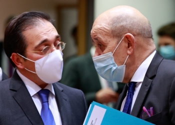 Los ministros de Exteriores de la UE incluyen a Putin y Lavrov en su lista negra de sanciones