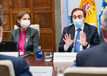 Albares y Maroto abordan el impacto de la guerra con las empresas españolas presentes en la zona