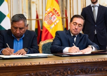 Albares recibe a su homólogo de Bolivia, con quien aborda las relaciones UE-América Latina