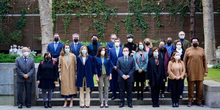 Albares defiende la “política exterior feminista” durante la tercera reunión de la Mesa África