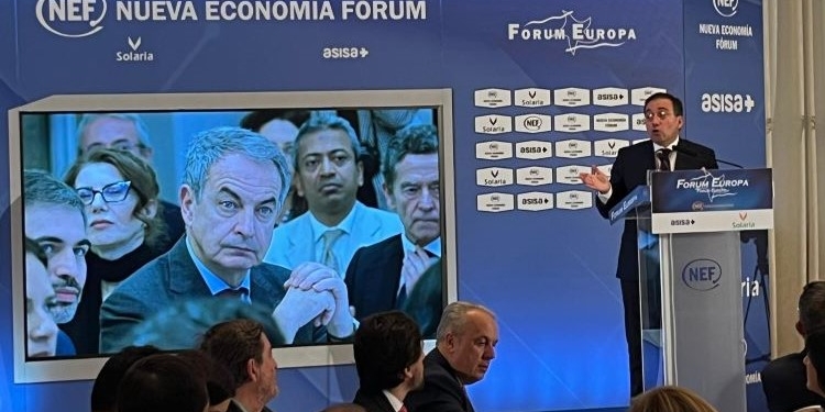 Albares asegura que España “hablará claro” sobre la demanda contra Israel cuando se pronuncie la CIJ