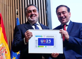 Exteriores y la ONCE presentan el cupón extraordinario dedicado a la Presidencia española