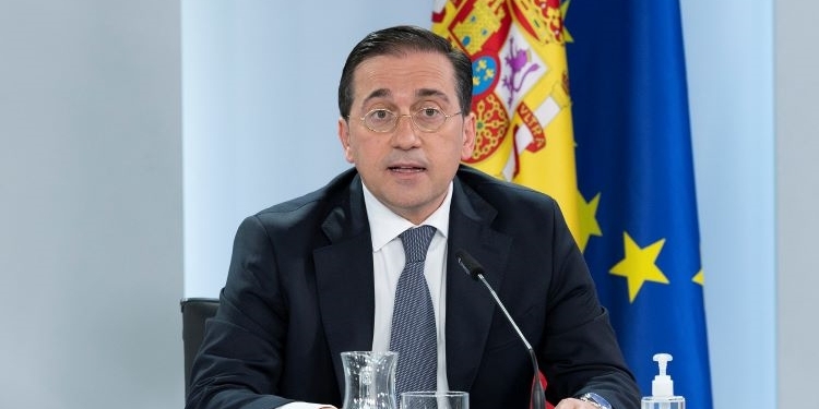 Albares ordena expulsar a 27 diplomáticos rusos por representar una “amenaza a la seguridad”