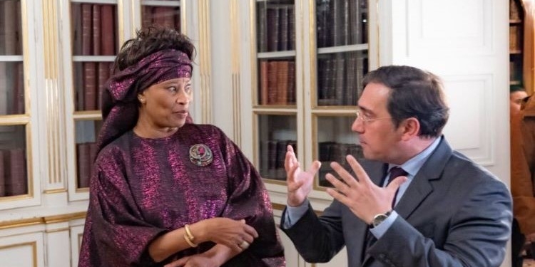 La ministra de Exteriores de Senegal aborda en Madrid la colaboración en migración circular