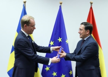 Albares aprecia “brechas muy profundas” en la aparente “solidez monolítica interna rusa”