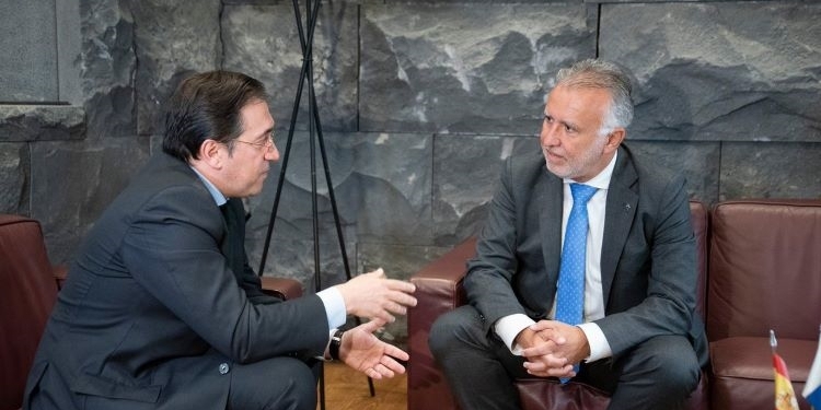 Albares abre la opción de Canarias como “plataforma” para el despliegue de la OTAN en África