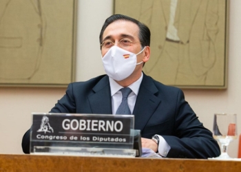 Albares pide que en España haya “la misma unidad que hay en la UE” respecto a Ucrania