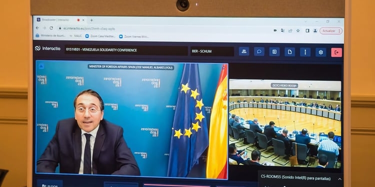 España se compromete a aportar 20 millones para asistir a migrantes y refugiados venezolanos