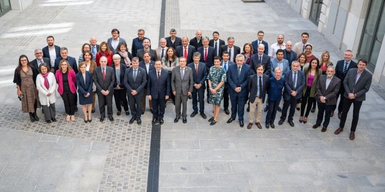 Albares y Borrell insisten en la necesidad de reforzar la cooperación entre UE e Iberoamérica