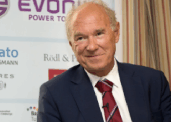 Albert Peters: “Si Kim y Trump hablan, ¿por qué no hablan en Cataluña?”