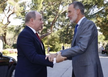 El Rey almuerza con el Príncipe Alberto de Mónaco en el Palacio de la Zarzuela