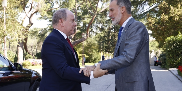El Rey almuerza con el Príncipe Alberto de Mónaco en el Palacio de la Zarzuela