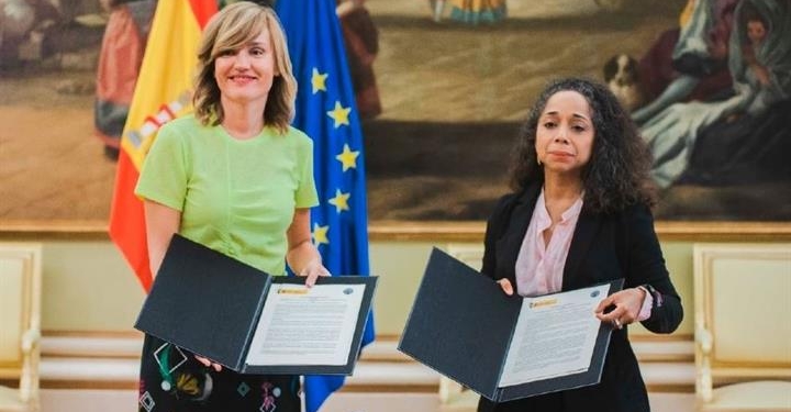 España y EE UU firman un acuerdo para reforzar la enseñanza bilingüe en los dos países