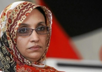 El Gobierno asegura, sin más detalles, que el expediente de Aminatu Haidar “está resuelto”