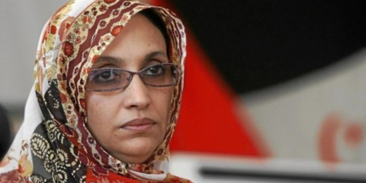La activista saharaui Aminatu Haidar acusa al Gobierno de retirarle el permiso de residencia