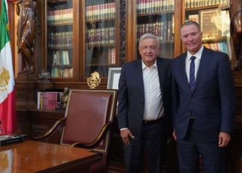 López Obrador insta al nuevo embajador a “trabajar fuerte” por la “unidad entre México y España”