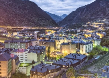 Conoce la particular forma de gobierno de Andorra y cómo funciona la nación