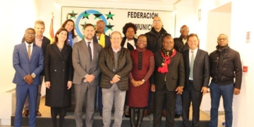 Una delegación gubernamental de Angola conoce la política territorial española