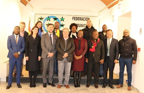 Una delegación gubernamental de Angola conoce la política territorial española