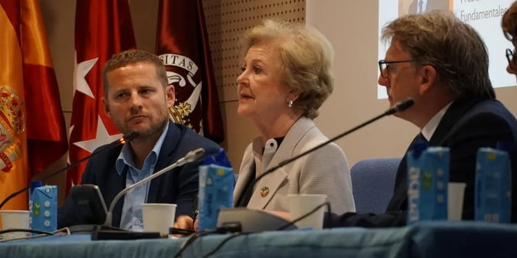 ACNUR insta a España a que fomente en la UE medidas para proteger a los apátridas