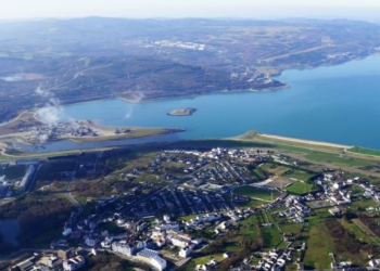 La Eurocámara viaja a Galicia y Asturias para abordar la transición energética en la industria