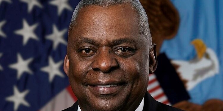 España supeditará a la UE y la OTAN su posible participación en la operación en el Mar Rojo