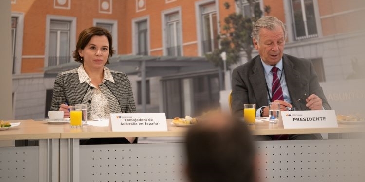 Los patronos de la Fundación Consejo se reúnen en Exteriores con la embajadora de Australia