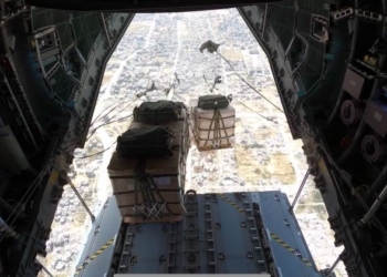 España y Jordania coordinan el lanzamiento aéreo de 26 toneladas de alimentos a Gaza