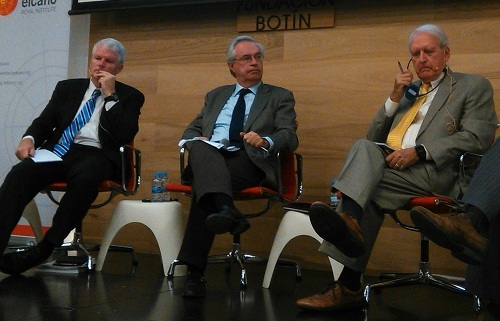 «Trump tiene en contra a casi todo el ‘establishment’ republicano de exteriores»