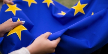 Entra en vigor en España y en toda la UE el Convenio Europeo de Extradición de 1996