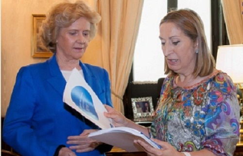 Becerril pide que la ley española sobre asilo se adapte a las normas de la UE