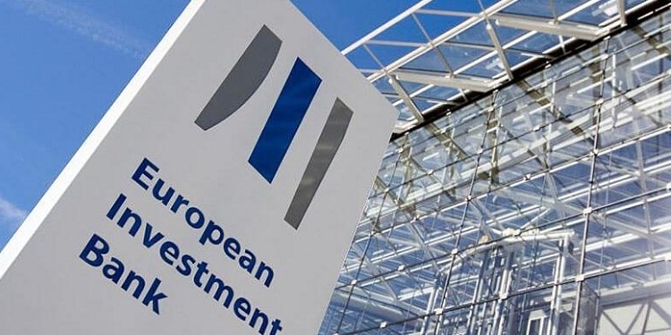 El BEI ayudará a las pymes catalanas a salir de la crisis con 250 millones de euros