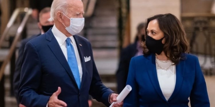 La Casa Blanca reconoce contactos con España para acoger refugiados centroamericanos