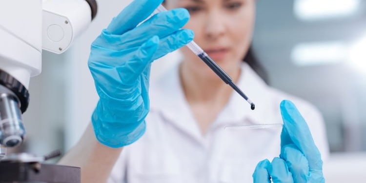 CSIC y AECID impulsan una red para compartir los avances en biomedicina con Iberoamérica